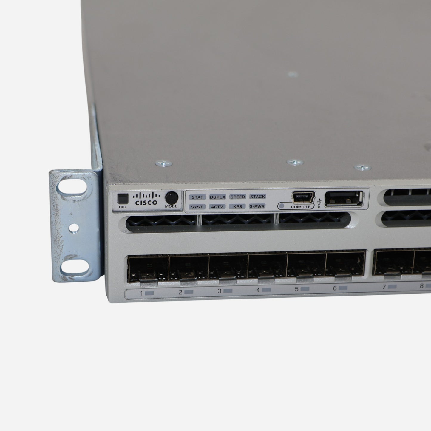 Cisco WS-C3850-24S-E 24-Port 1GbE SFP C3850-NM-4-1G Red. PSU L3 Managed Switch